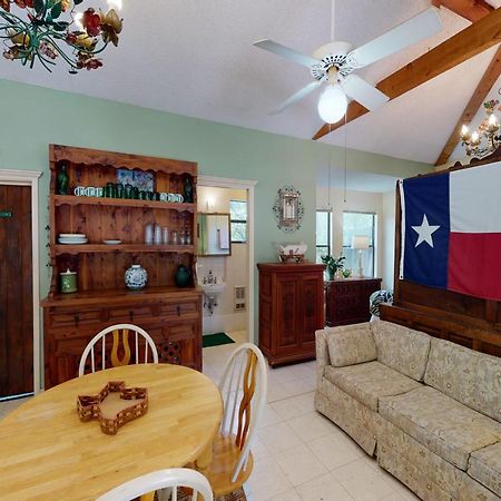 Shamrock Cottage Ingram エクステリア 写真