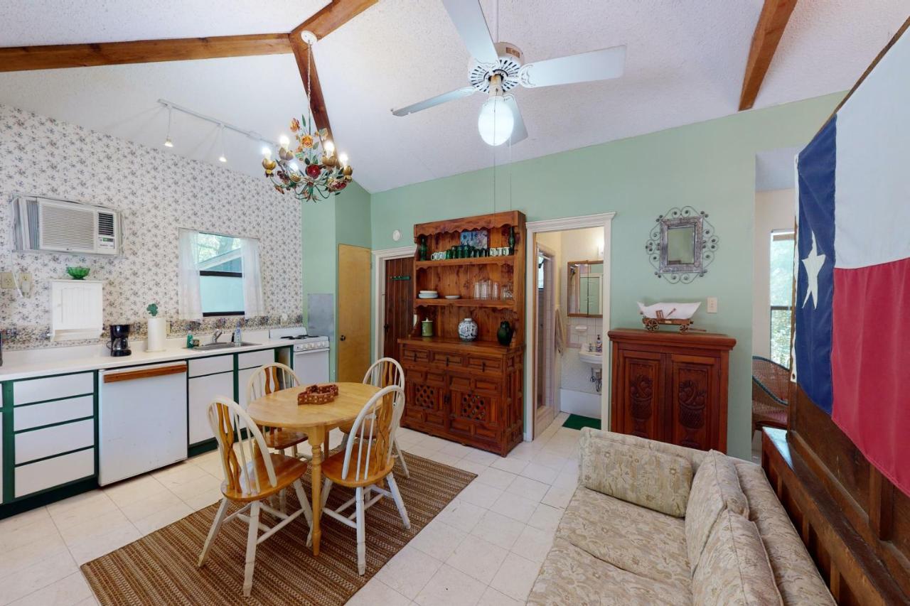 Shamrock Cottage Ingram エクステリア 写真