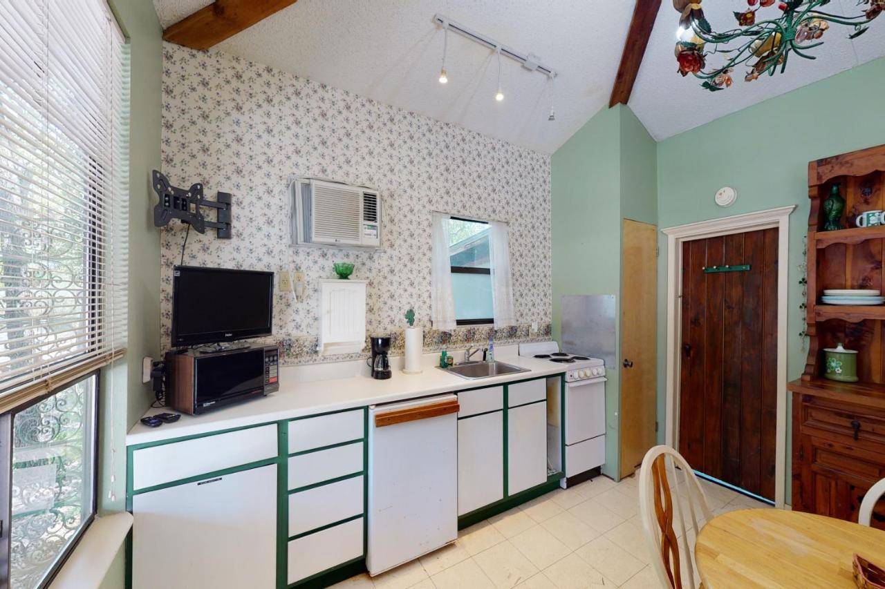 Shamrock Cottage Ingram エクステリア 写真