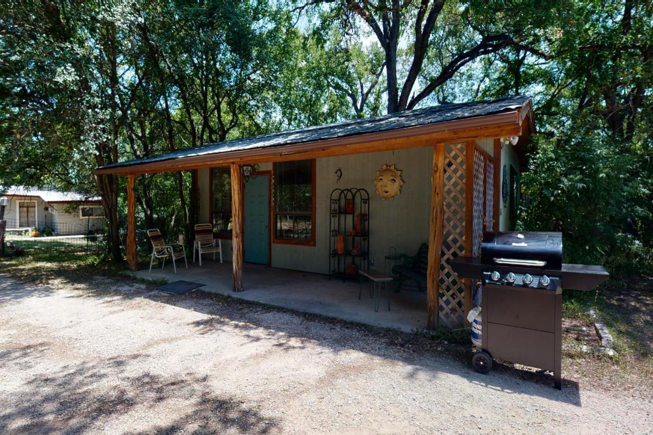 Shamrock Cottage Ingram エクステリア 写真