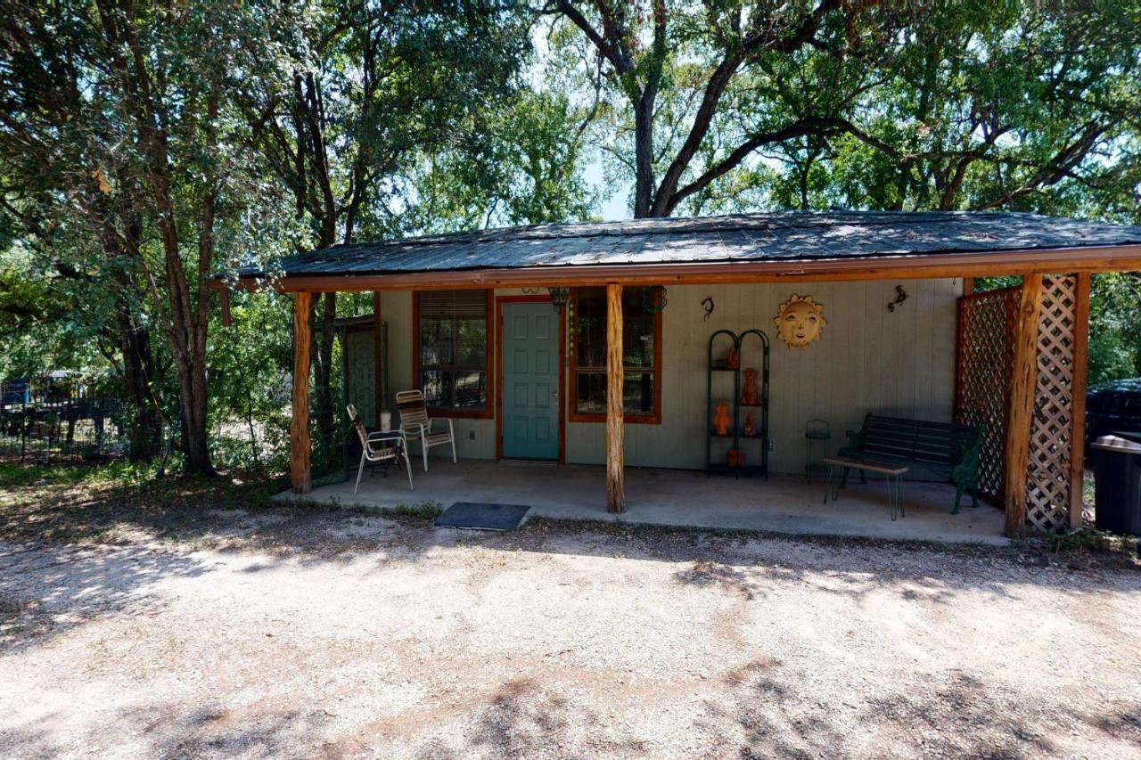 Shamrock Cottage Ingram エクステリア 写真